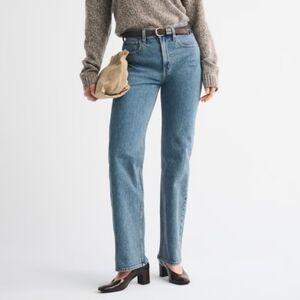 Abercrombie and Fitch Curve Love High Rise 90s Relaxed Jeans Size 8 Spring